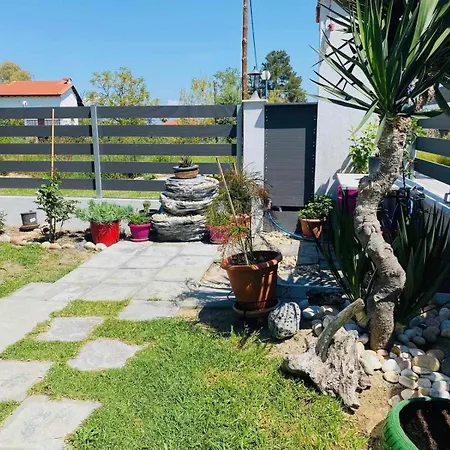 Artemida Affittacamere Hanioti