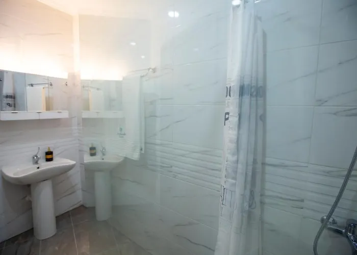 Artemida Affittacamere 3*