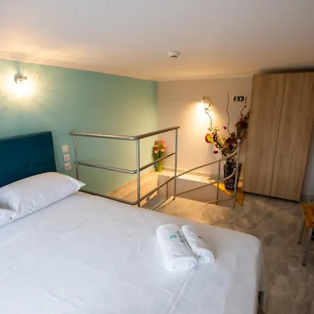 Artemida Πανσιόν