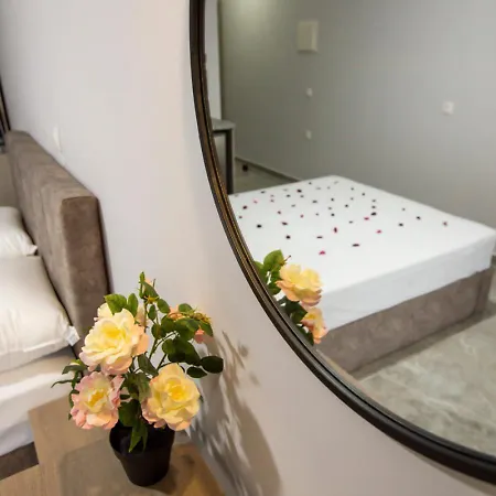 Πανσιόν Artemida Χανιώτη