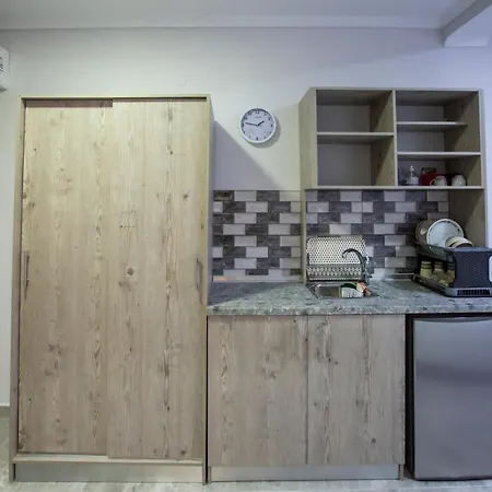 Artemida Guest house